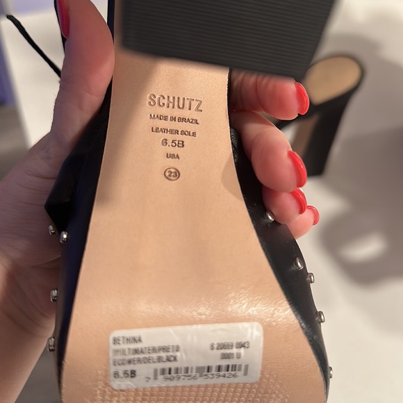 NEW 🖤👠 gorgeous designer shoes us from Neiman Marcus 6 1/2 SOFT leather 😍 - Picture 3 of 4